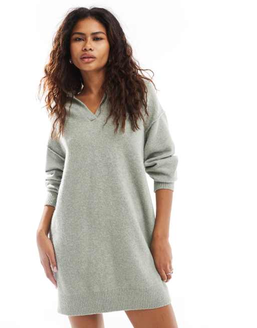 Weekday – Tahlia – Salviagrön, melerad, stickad miniklänning med polokrage, exklusivt hos ASOS