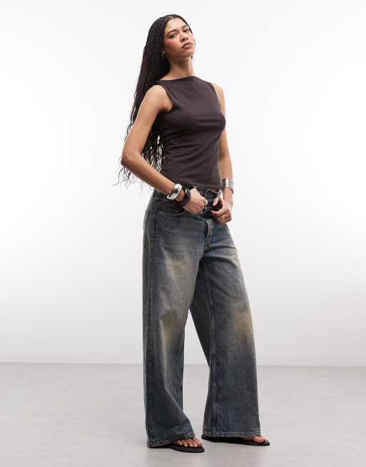 Weekday - Tanktop met rechte hals en open achterkant in bruin, exclusief bij ASOS, 2 van 4