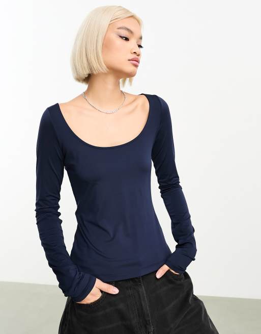 Weekday Tea Feines langarmliges Jerseyoberteil in Marineblau mit Rundhalsausschnitt ASOS