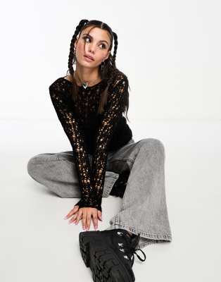 Weekday – Teagan – Grobmaschiger Strickpullover in Schwarz