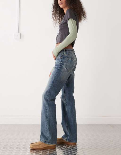 Weekday – Tension – Schmal geschnittene, ausgestellte Bootcut-Jeans in verblichenem Dunkelblau, 3 von 5