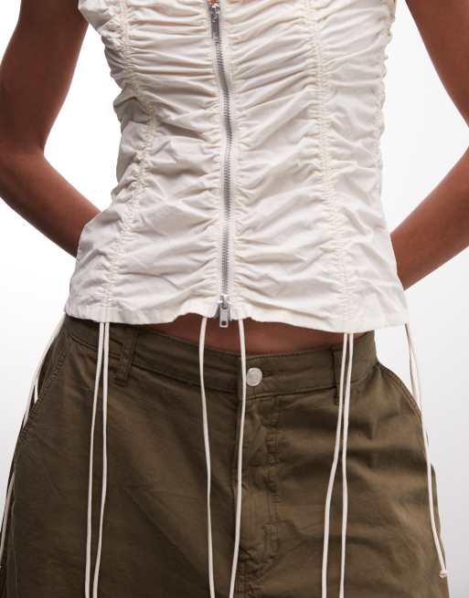 Weekday - Top con frunces y cremallera en blanco roto, 3 de 4