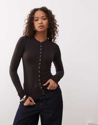 Weekday - Top manches longues boutonné coupe slim - Marron foncé-Brown