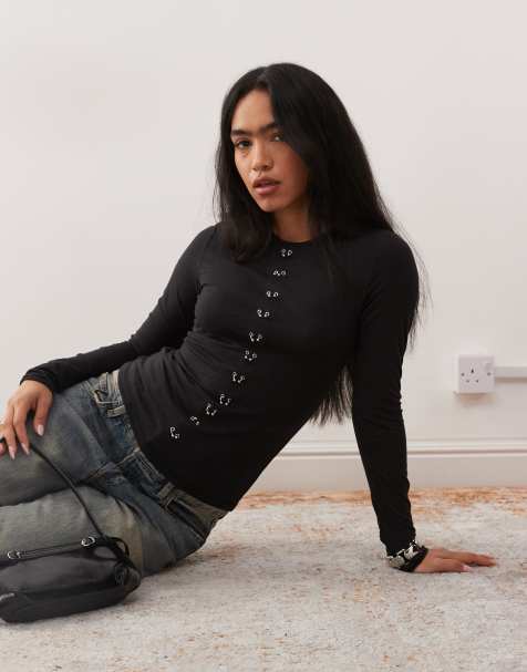 Weekday - Top nero a maniche lunghe con dettagli stile piercing - view 1