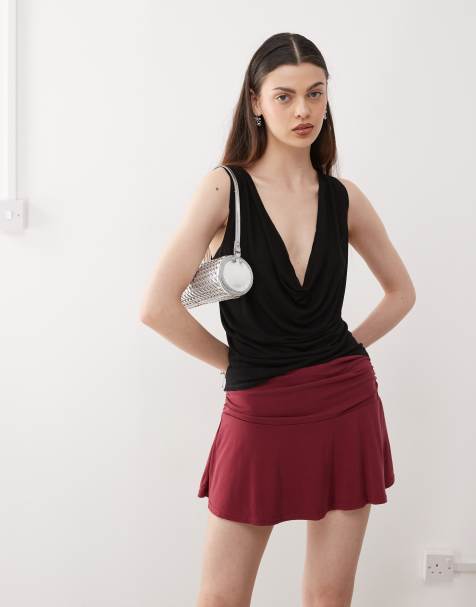 Weekday - Top nero drappeggiato con scollo profondo - view 1