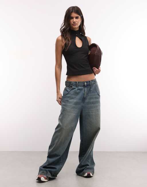 Weekday top with keyhole detail in black, 3 of 4