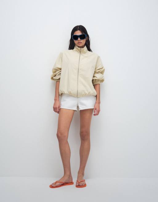 Weekday – Trainingsjacke in Hellbeige mit Stehkragen, 2 von 7