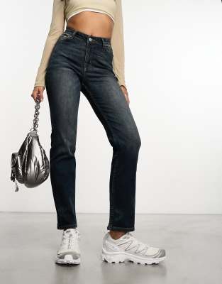 Weekday - Twig - Gerade geschnittene Stretch-Jeans in sumpfblauer Waschung