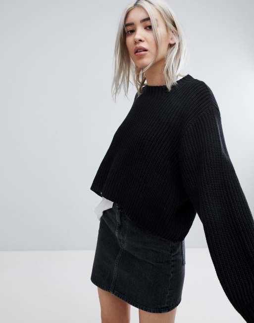 Weekday - Tyk og ribstrikket crop-trøje