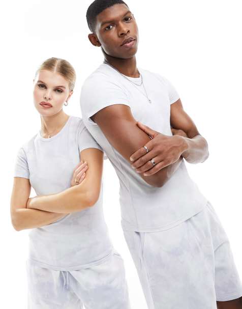 Weekday Unisex – Blå figursydd t-shirt med batikmönster, exklusivt hos ASOS - view 1