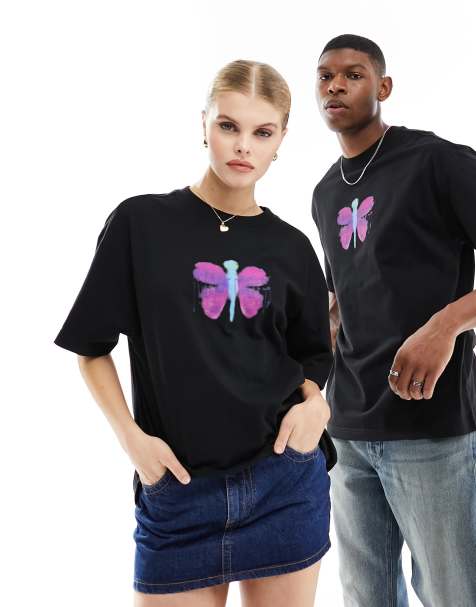 Weekday - Unisex - Oversized T-shirt med sommerfugleprint i tegneseriestil i sort - Kun hos ASOS - view 1