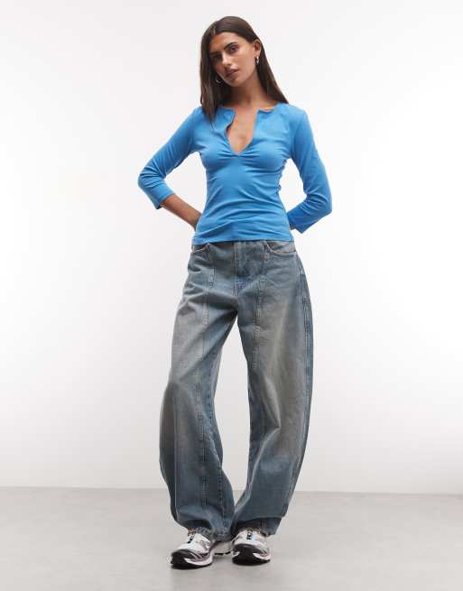 Weekday v-neck three quarter length sleeve top in blue , 2 of 4