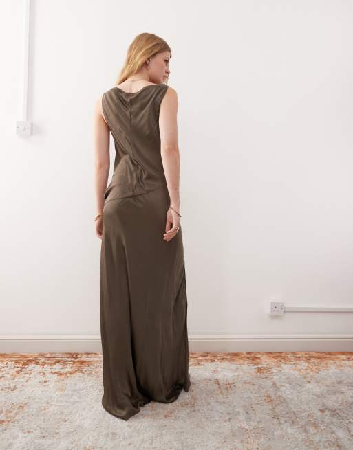 Weekday - Vestito lungo color talpa scuro in raso con scollo a barchetta, 4 di 4
