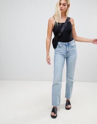 weekday voyage crop mom jean