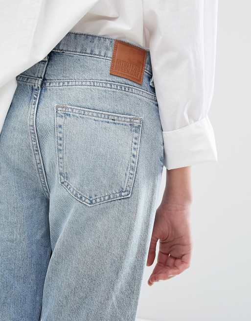 Weekday voyage crop mom hot sale jean