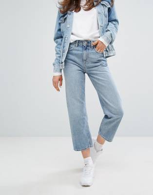 weekday voyage crop mom jean