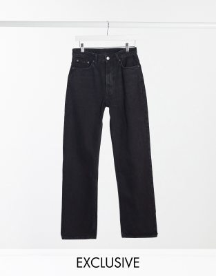 WEEKDAY VOYAGE COTTON HIGH RISE STRAIGHT LEG BUTTON FRONT JEANS IN BLACK - BLACK,225089