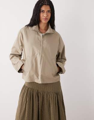 Weite Jacke in Beige mit Stehkragen-Brown Brown M