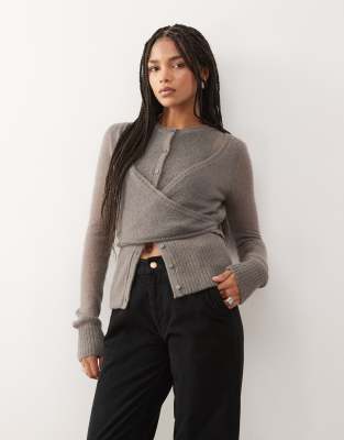 Weekday - Wickel-Strickjacke aus Wollmischung in Dunkelgrau mit Knopfdetail