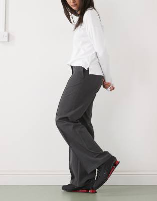 Weekday Wide Leg Pleated Pants In Gray