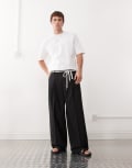 [Weekday] Weekday wide leg tailored pants with front pleats in black 48 Black