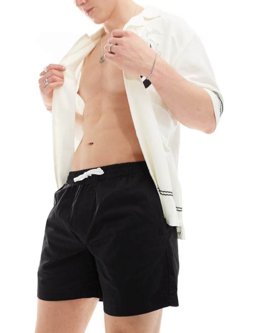 Weekday – Zed – Shorts in Schwarz mit normalem Schnitt