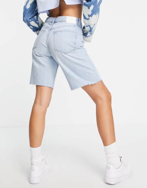 Weekday - Zen - Denim short van katoen met asymmetrische rits in lichte wassing - MBLUE, 2 van 4