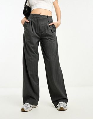Weekday Zia slouchy trousers in grey melange pinstripe - ASOS Price Checker
