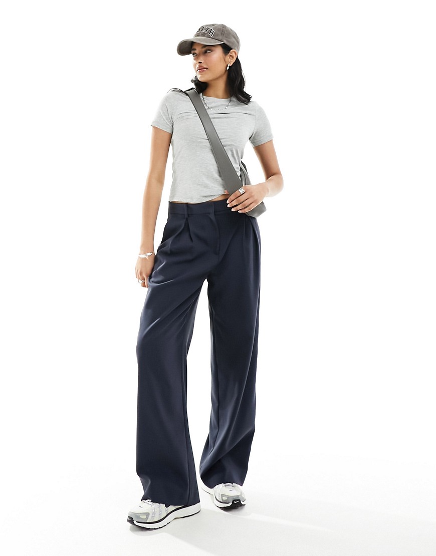 Weekday Zia tailored slouchy trousers in dark blue-Navy
