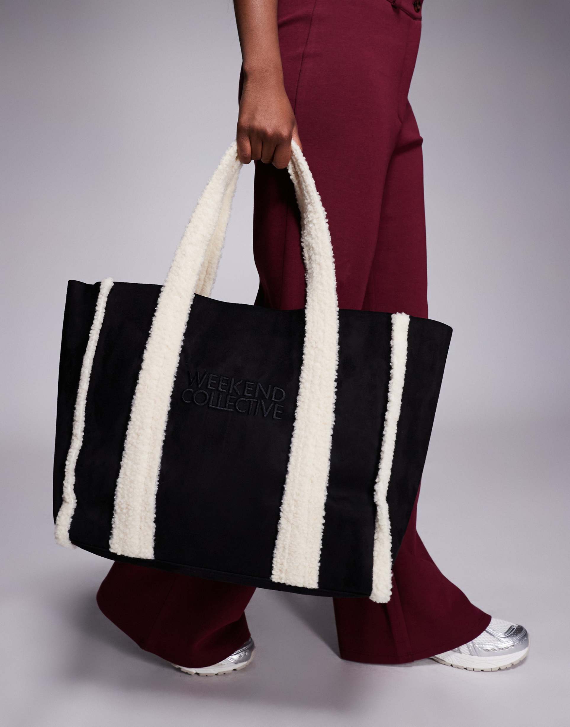 weekend collective bag with sherpa design in black
