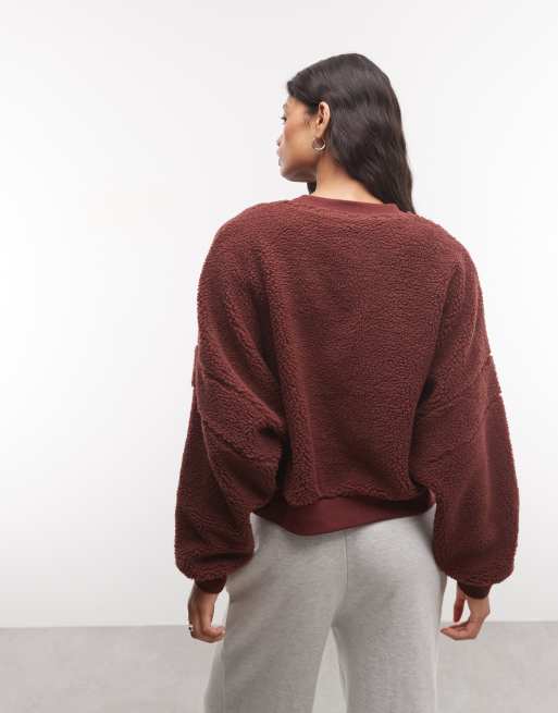 Weekend Collective borg batwing sweatshirt met WCA graphic in bordeauxrood, 4 van 4