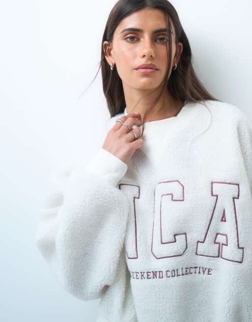 Weekend Collective borg batwing sweatshirt with WCA graphic in cream, 4 of 4