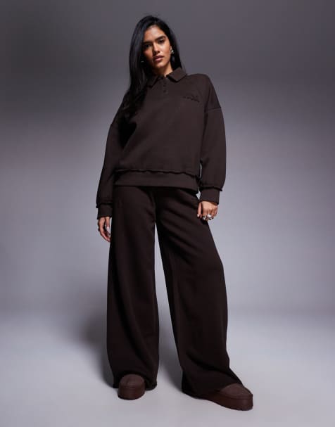 Weekend Collective – Chokladbrunt, kraftigt set med "Ski Club"-tryck - view 1