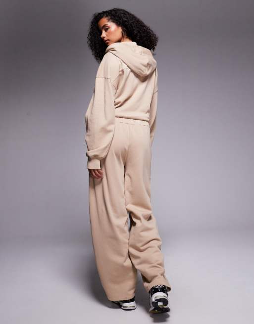Weekend Collective co-ord barrel leg jogger in chocolate, 5 of 5