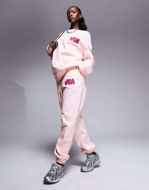 Pink graphic sweatshirt sales