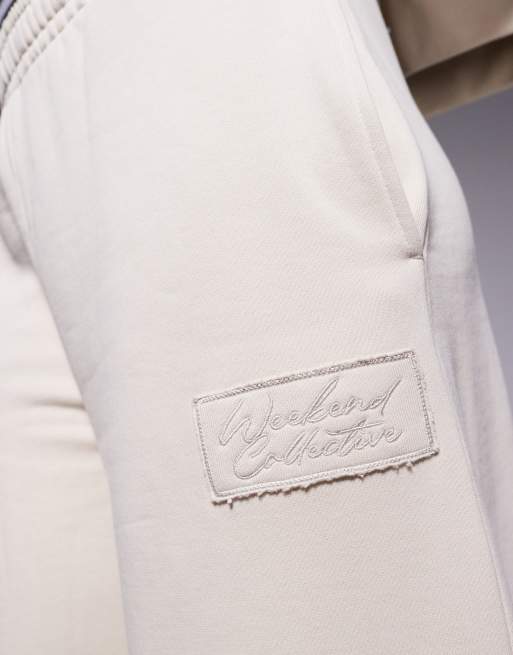 Weekend Collective co-ord heavyweight barrel leg jogger with scribble graphic in stone, 4 of 5