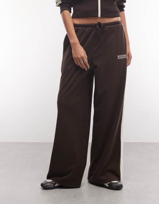 Weekend Collective co-ord micro fleece wide leg jogger with side stripe detail in chocolate, 2 of 5