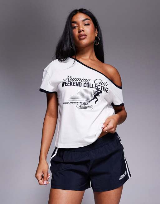 Weekend Collective co-ord short with chocolate runner graphic in navy, 4 of 5