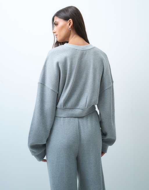 Weekend Collective Co-ord Waffel-Henley-Top mit langen Ärmeln und Bubble-Saum in Grau, 4 von 4