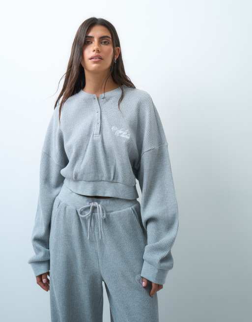 Weekend Collective co-ord waffle henley long sleeve top with bubble hem in grey, 3 of 4