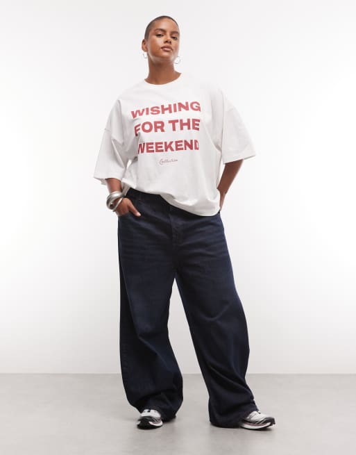 Weekend Collective Curve - camiseta oversize con gráfico «wishing for the weekend» en blanco y burdeos, 2 de 4