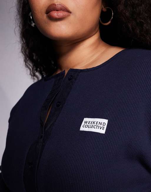 Weekend Collective Curve co-ord waffle button top with nylon in navy, 4 of 4