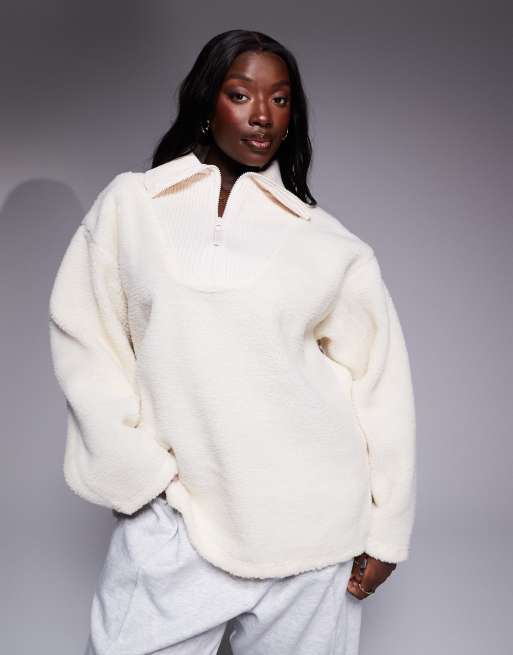 Weekend Collective Curve - Felpa in pile borg color crema a coste con colletto, zip e motivo in rilievo sul retro