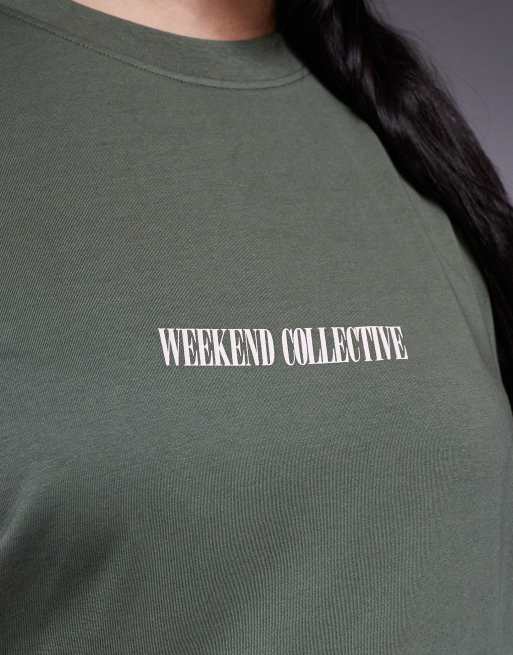 Weekend Collective Curve Icon oversized long sleeve T-shirt with stacked back logo in khaki, 3 of 4