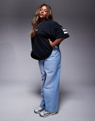 Weekend Collective Curve Icon oversized T-shirt with stacked back logo in black