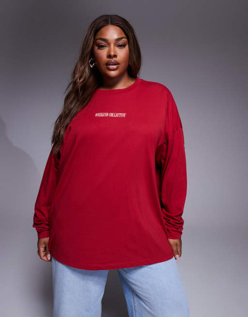 Weekend Collective Curve - Icon - Rød oversized T-shirt med lange ærmer og lyserødt logoprint, 4 af 4