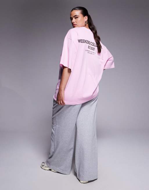 Weekend Collective Curve – Icon – Rosa t-shirt i oversize med stort texttryck baktill, 4 av 4