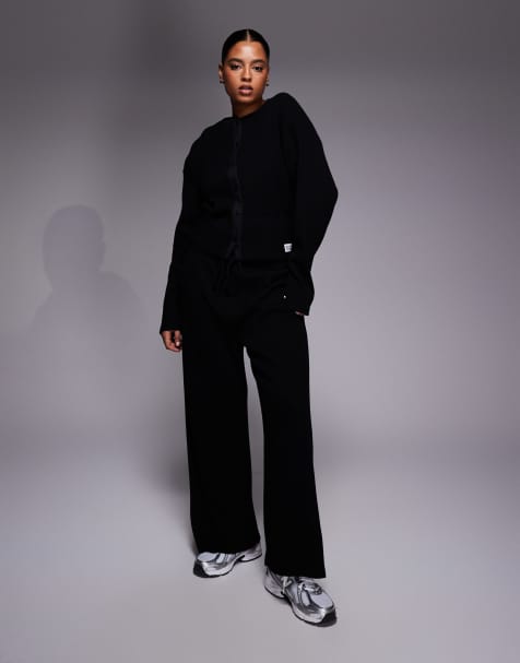 Weekend Collective Curve – Jogginghose in Schwarz mit Waffelstruktur und weitem Bein, Kombiteil - view 1