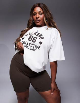 Shop Asos Weekend Collective Weekend Collective Curve Legging Shorts With Heart Graphic