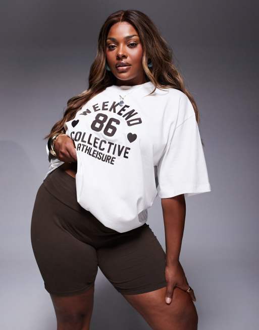 Weekend Collective Curve legging shorts with heart graphic in chocolate - part of a set